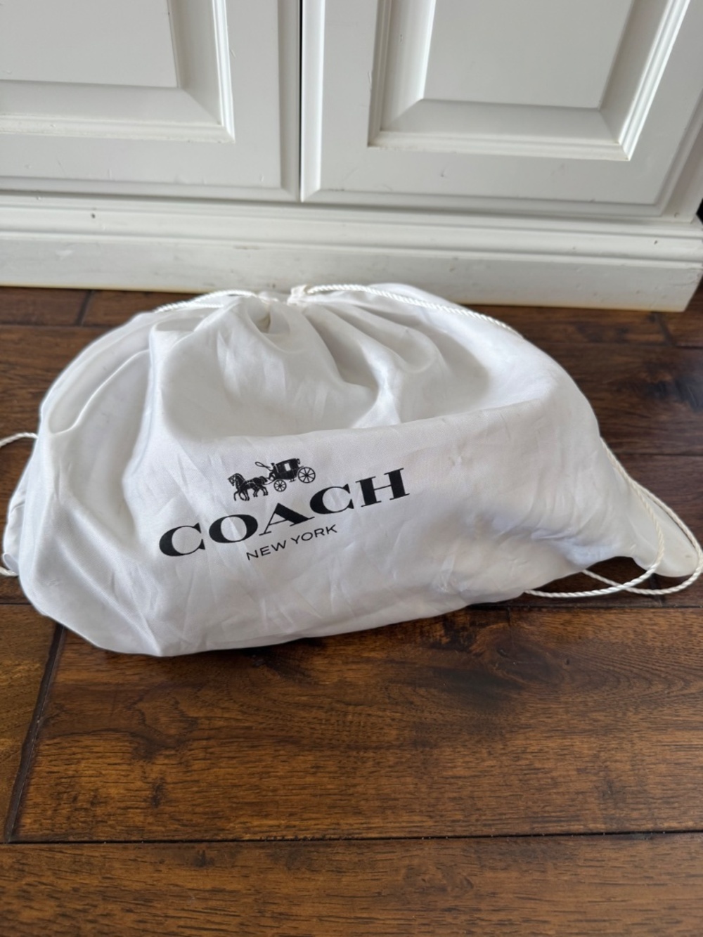 Coach Red Pebbled Leather Shoulder Bag - Picture 9 of 9